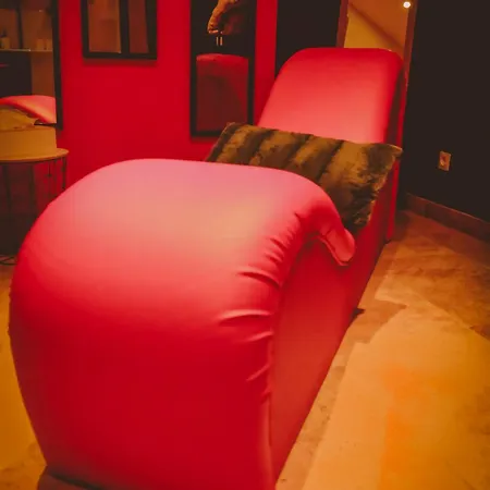 Love hotel Osez! Le Fruit Defendu Loveroom Carpentras